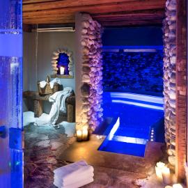 vasca salata in grotta azzurra