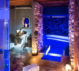 vasca salata in grotta azzurra