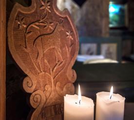 candele accesse in SPA