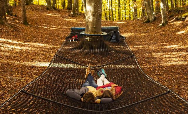 amaca-parco-del-respiro-fai-della-paganella-autunno-dp-ph-massimo-giovannini