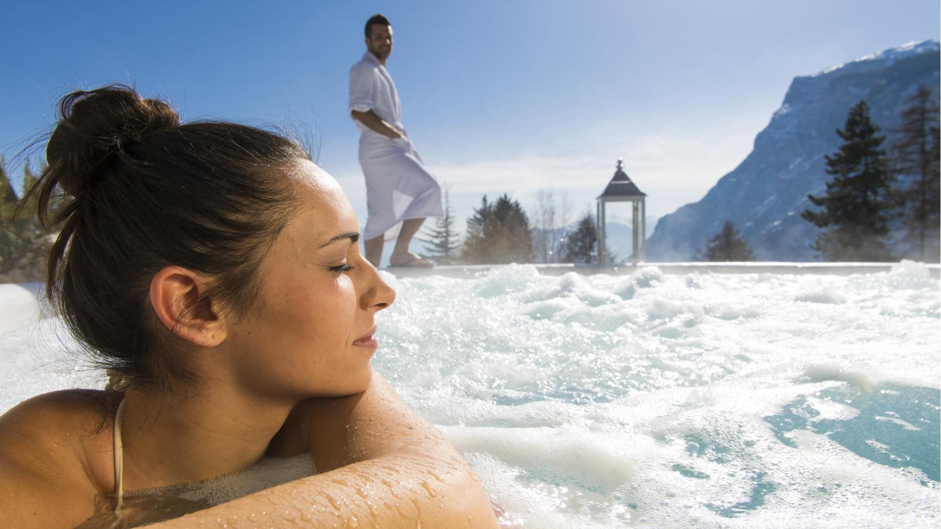 Il Tuo Hotel Con Piscina Riscaldata A Fai Della Paganella